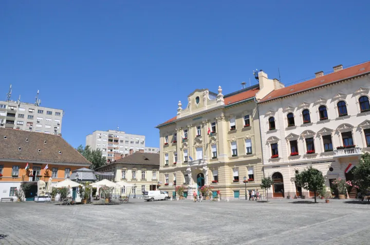 Óbuda, Fő tér